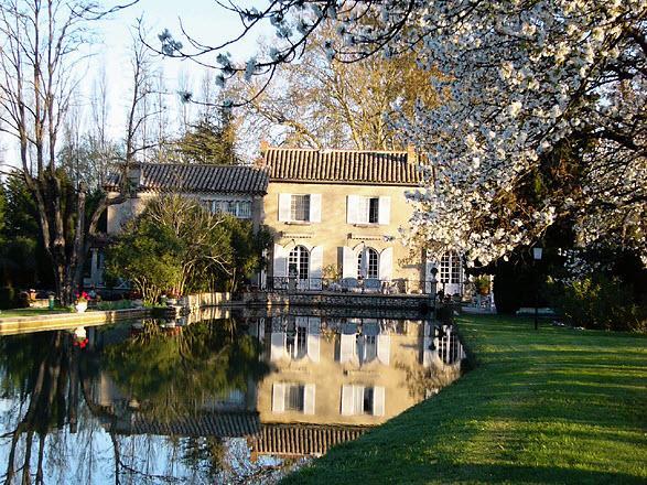 Domaine Du Moulin Hotel Saint-Laurent-des-Arbres Exterior foto